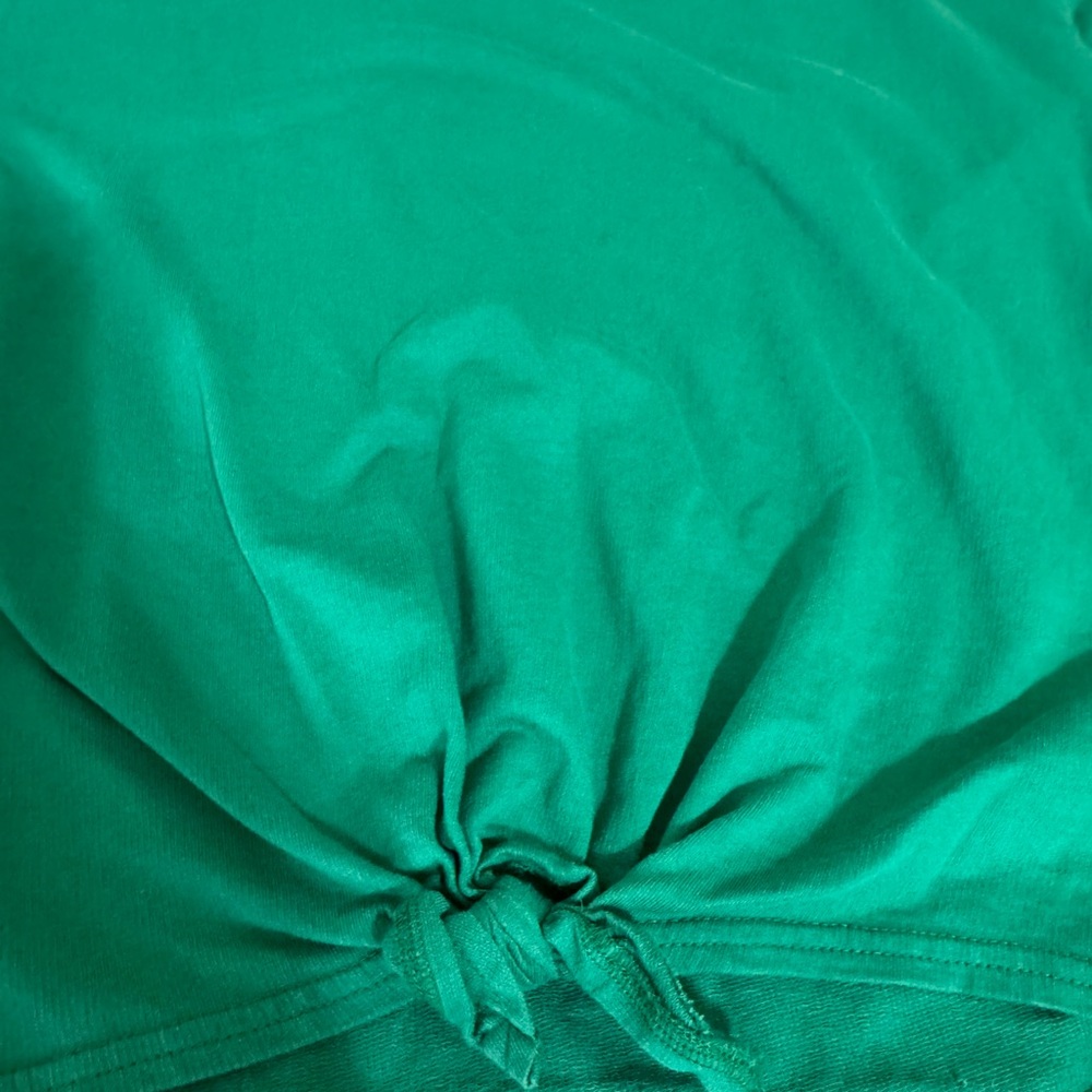 H&M Green Long Sleeve T-Shirt Youth 13-14Y (US 18) Basic Crew Neck Top - Picture 4 of 5